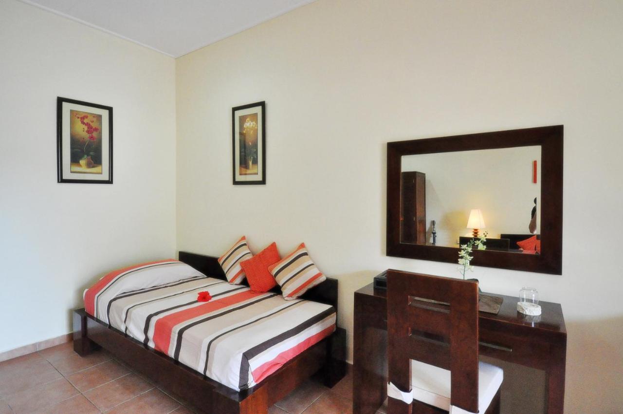 Britannia Hotel Grand Anse  Eksteriør billede