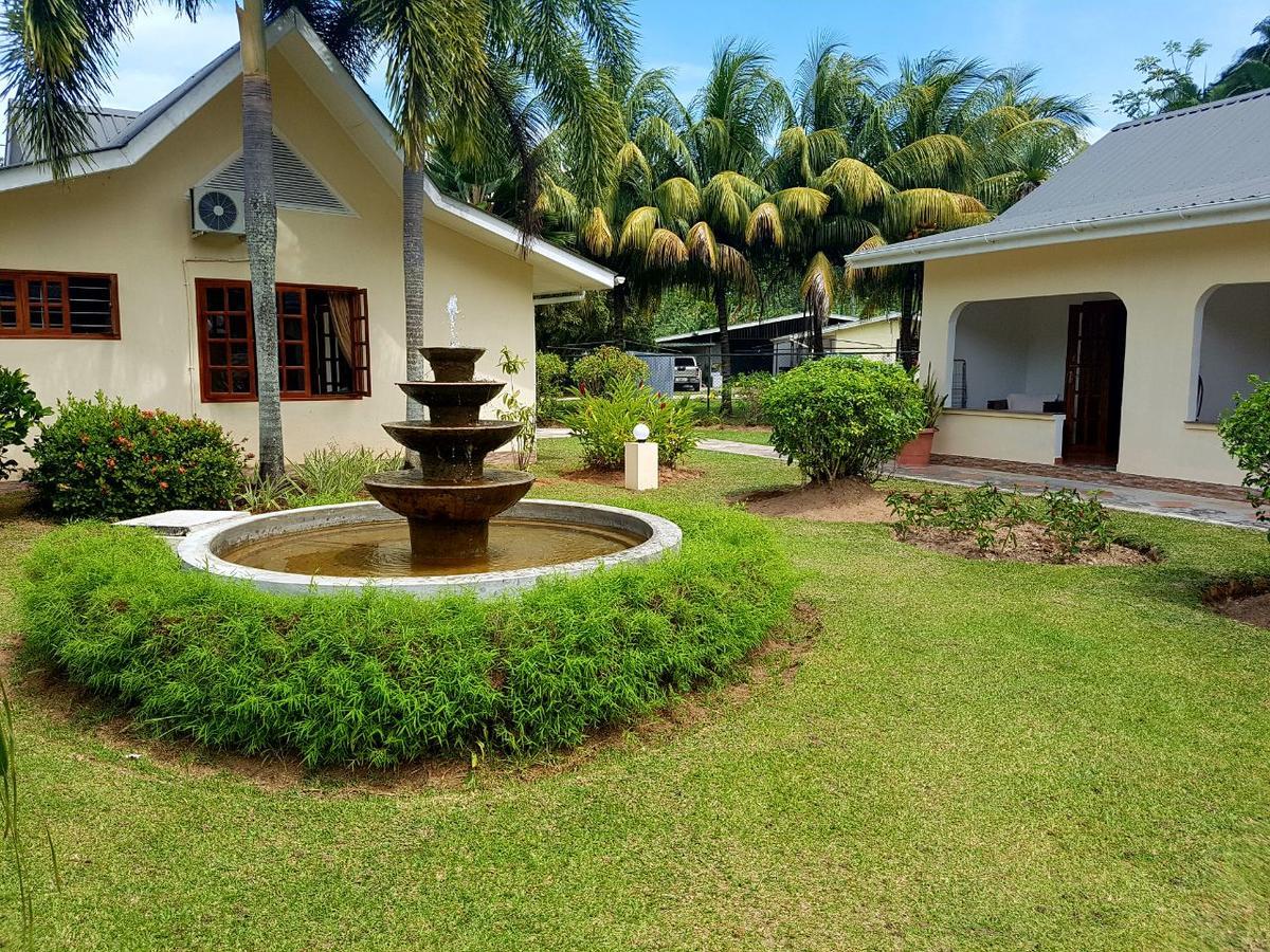 Britannia Hotel Grand Anse  Eksteriør billede