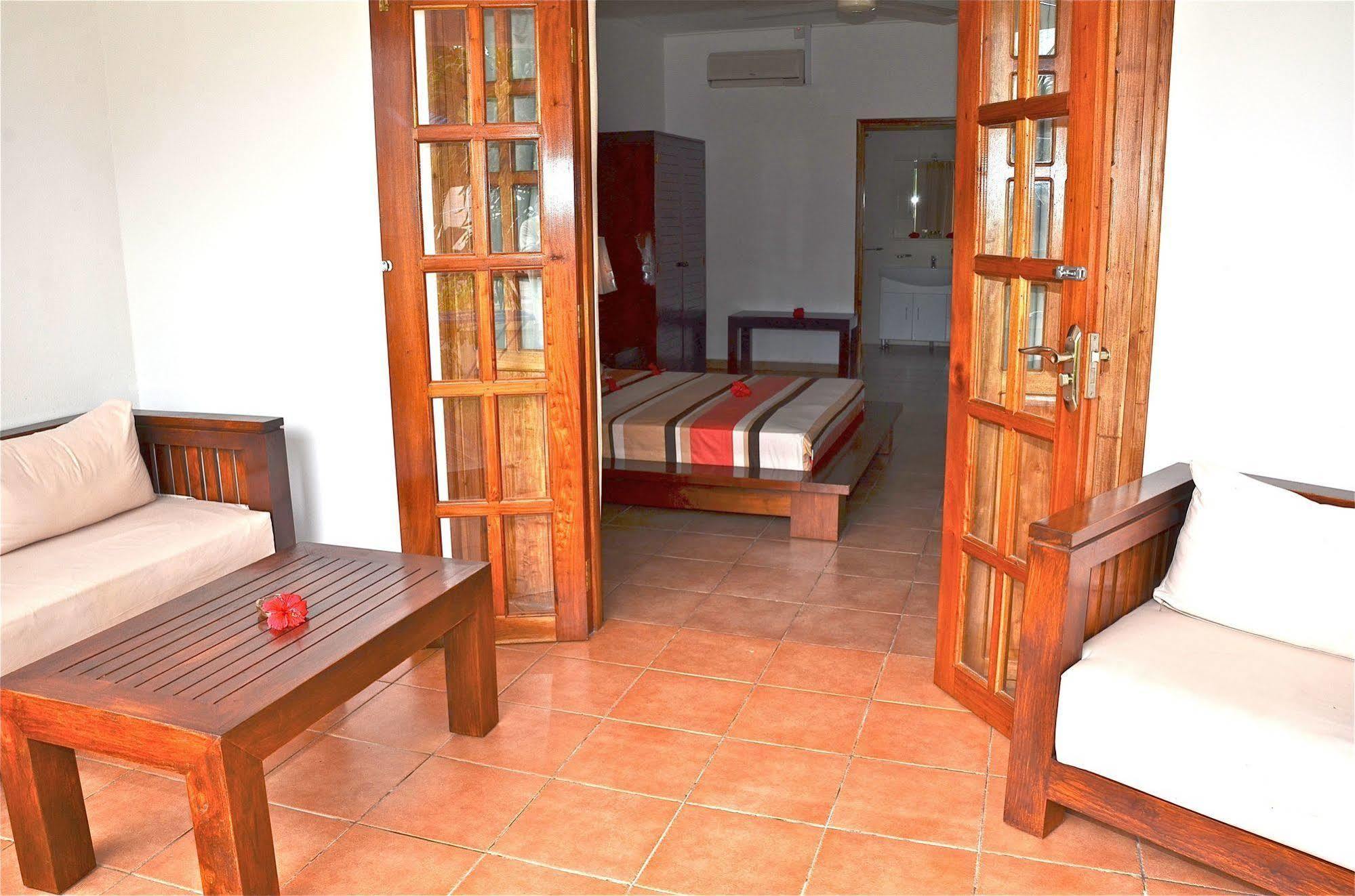 Britannia Hotel Grand Anse  Eksteriør billede